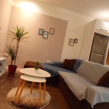 Tirana Apartment Garda Exteriér fotografie