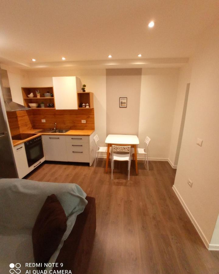 Tirana Apartment Garda Exteriér fotografie