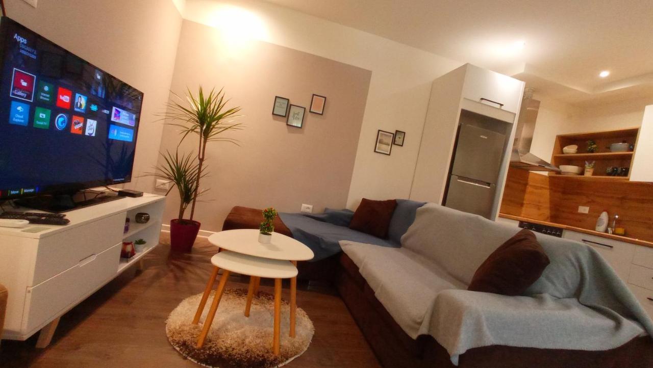Tirana Apartment Garda Exteriér fotografie